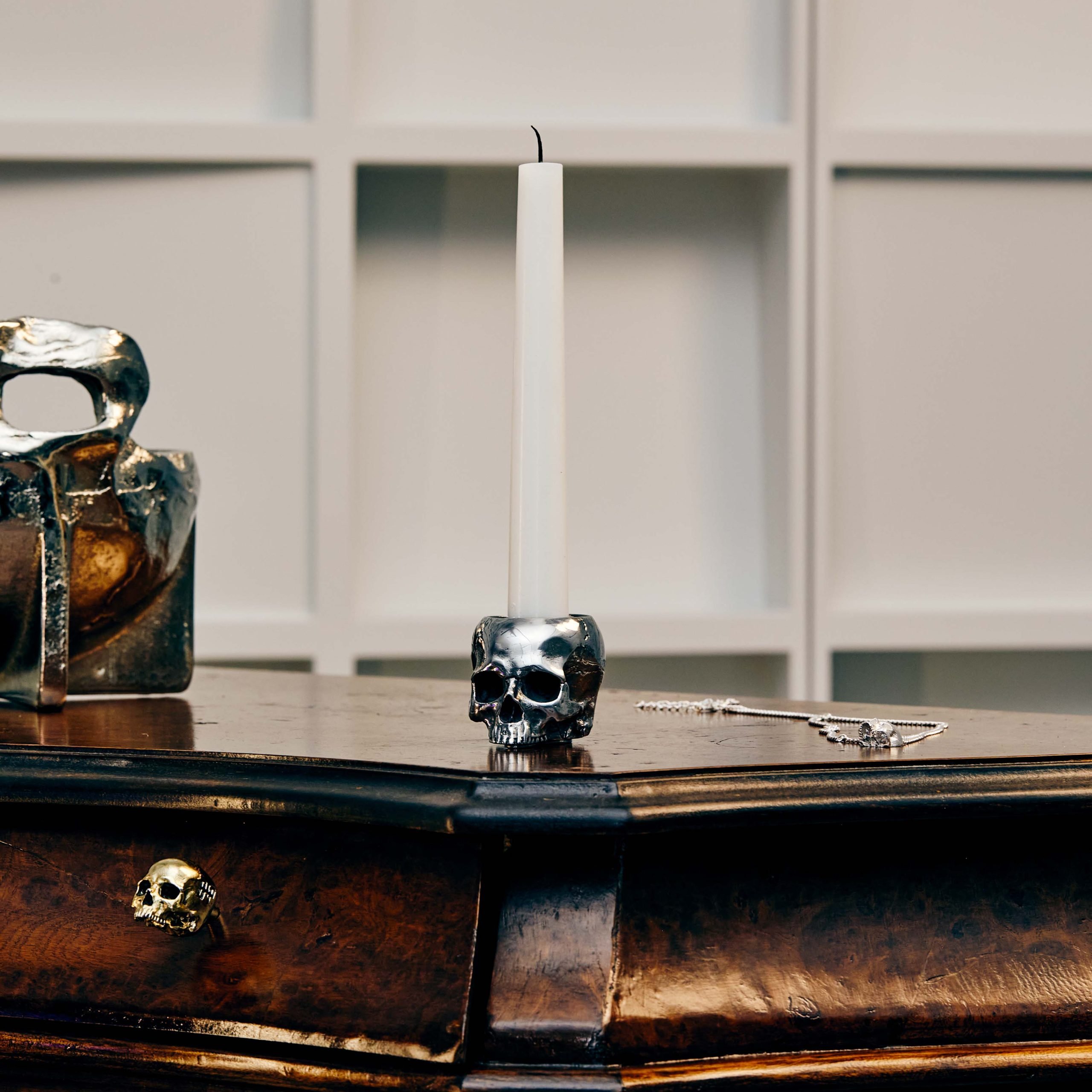 SKULL CANDLE HOLDER / TRAVIS BARKER / BRASS - Image 5
