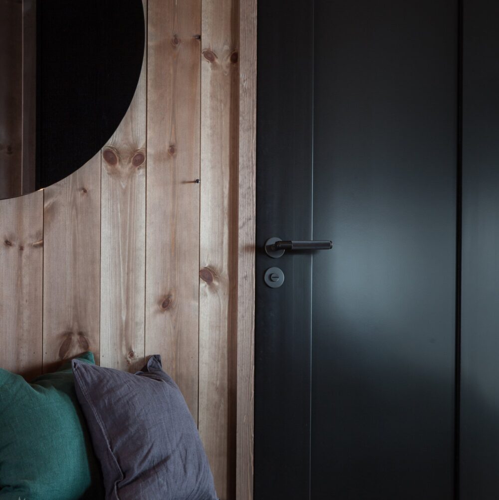 DOOR HANDLE SET / CROSS / BLACK - Image 4
